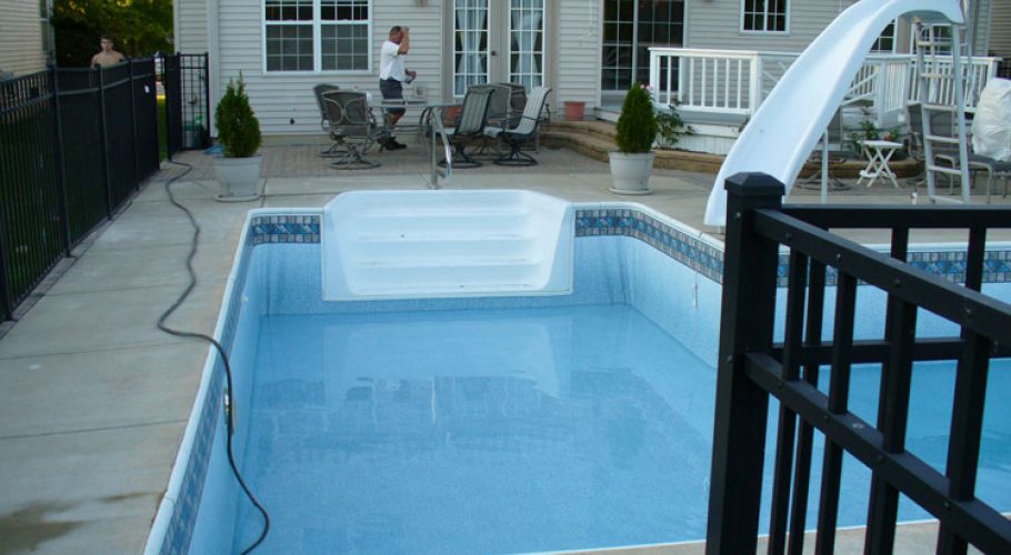 Cornwell Pool liner replacement Plymouth,MI